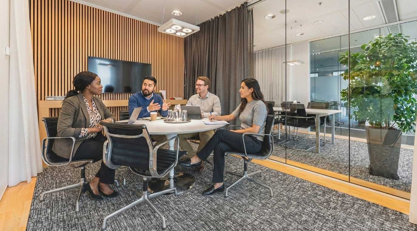 Rent an office suite prime location amsterdam